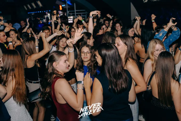 ÖSSZBULI SÁRA AFTER | 2025.09.20. SZEGED, JATE - 7. fotó
