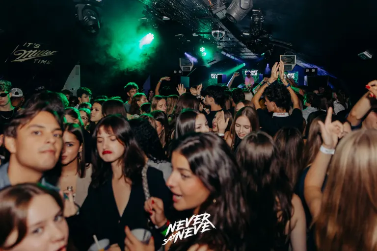ÖSSZBULI SÁRA AFTER | 2025.09.20. SZEGED, JATE - 37. fotó
