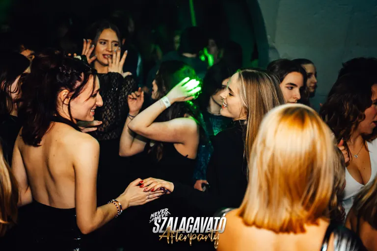 KOCH SZALAGAVATÓ AFTERPARTY | 2025.12.12. PÉCS, SÖRHÁZ - 18. fotó
