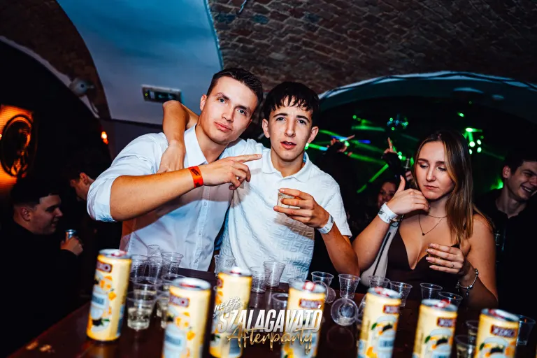 KOCH SZALAGAVATÓ AFTERPARTY | 2025.12.12. PÉCS, SÖRHÁZ - 19. fotó