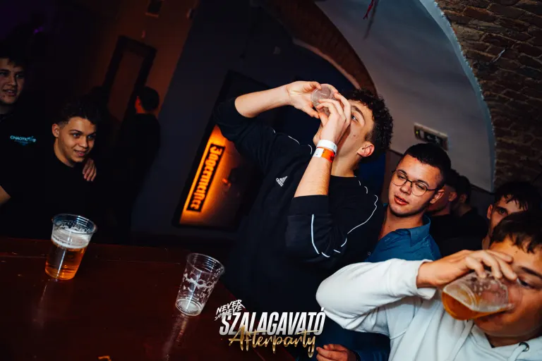 KOCH SZALAGAVATÓ AFTERPARTY | 2025.12.12. PÉCS, SÖRHÁZ - 27. fotó