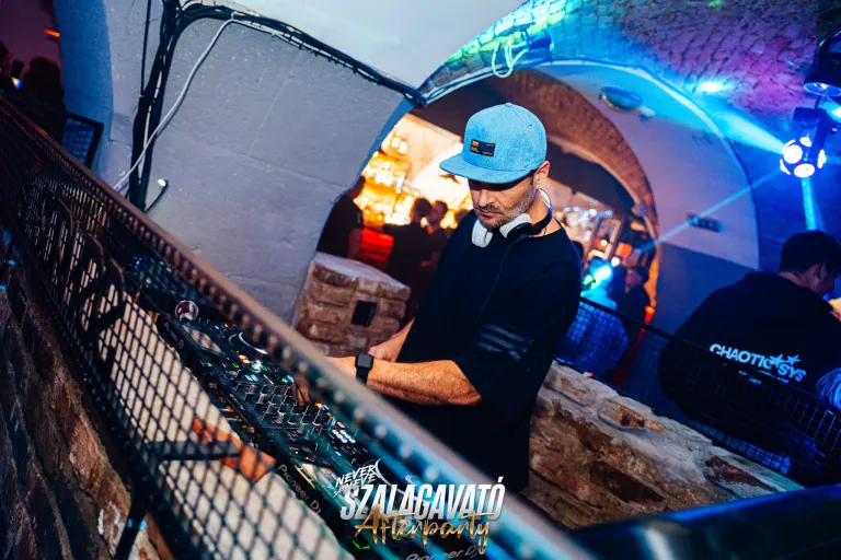 KOCH SZALAGAVATÓ AFTERPARTY | 2025.12.12. PÉCS, SÖRHÁZ - 34. fotó
