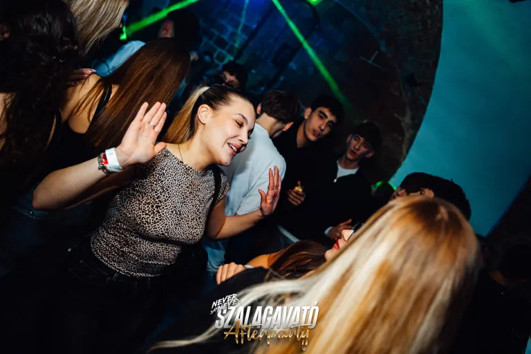 KOCH SZALAGAVATÓ AFTERPARTY | 2025.12.12. PÉCS, SÖRHÁZ - 47. fotó