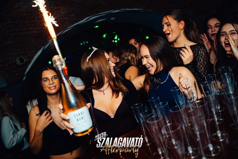 KOCH SZALAGAVATÓ AFTERPARTY | 2025.12.12. PÉCS, SÖRHÁZ - 64. fotó