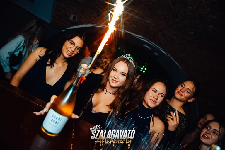 KOCH SZALAGAVATÓ AFTERPARTY | 2025.12.12. PÉCS, SÖRHÁZ - 66. fotó