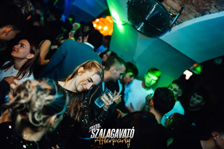 KOCH SZALAGAVATÓ AFTERPARTY | 2025.12.12. PÉCS, SÖRHÁZ - 91. fotó