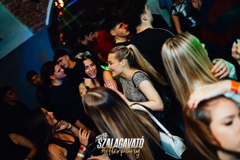 KOCH SZALAGAVATÓ AFTERPARTY | 2025.12.12. PÉCS, SÖRHÁZ - 100. fotó