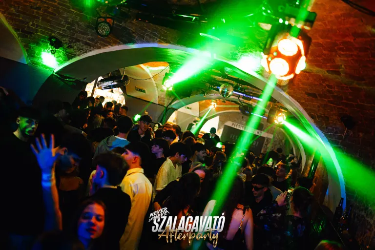 KOCH SZALAGAVATÓ AFTERPARTY | 2025.12.12. PÉCS, SÖRHÁZ - 104. fotó