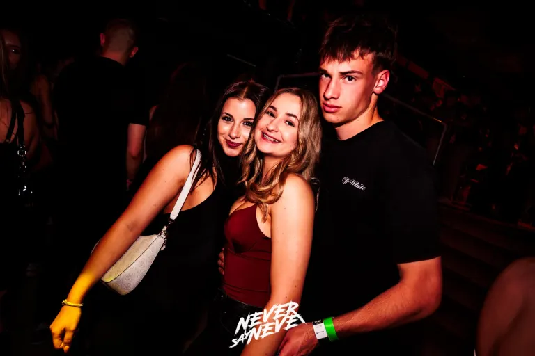 ÖSSZBULI KR*DY & V*SVÁRI | 2026.05.22. NYÍREGYHÁZA, CLUB HOLLYWOOD - 15. fotó