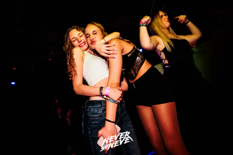 ÖSSZBULI KR*DY & V*SVÁRI | 2026.05.22. NYÍREGYHÁZA, CLUB HOLLYWOOD - 20. fotó