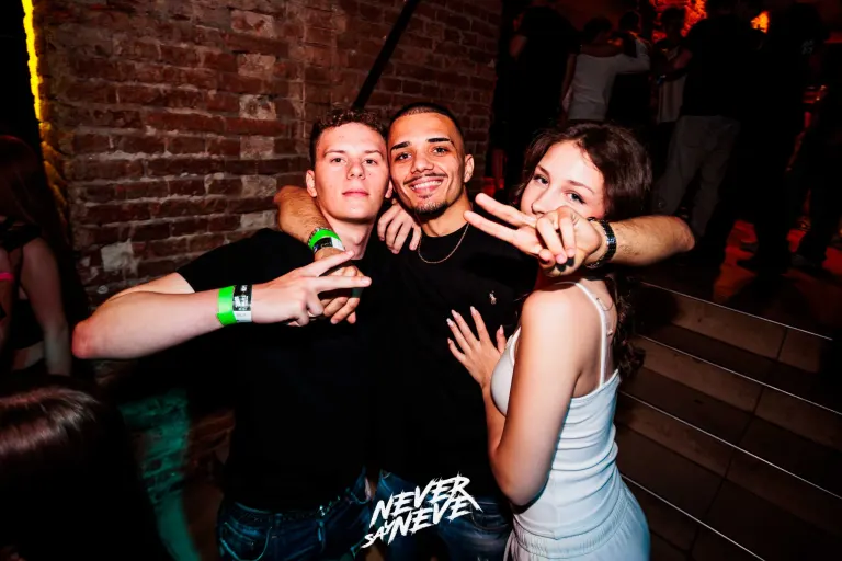 ÖSSZBULI KR*DY & V*SVÁRI | 2026.05.22. NYÍREGYHÁZA, CLUB HOLLYWOOD - 31. fotó