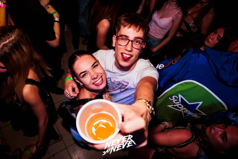 ÖSSZBULI KR*DY & V*SVÁRI | 2026.05.22. NYÍREGYHÁZA, CLUB HOLLYWOOD - 35. fotó