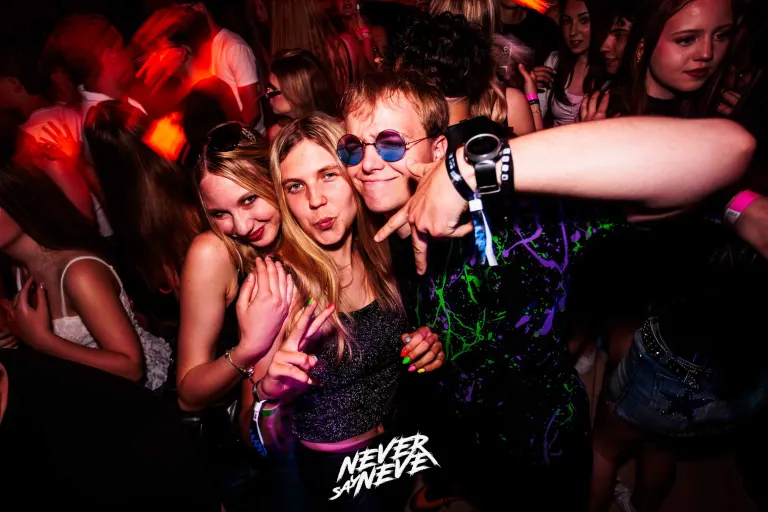 ÖSSZBULI KR*DY & V*SVÁRI | 2026.05.22. NYÍREGYHÁZA, CLUB HOLLYWOOD - 42. fotó
