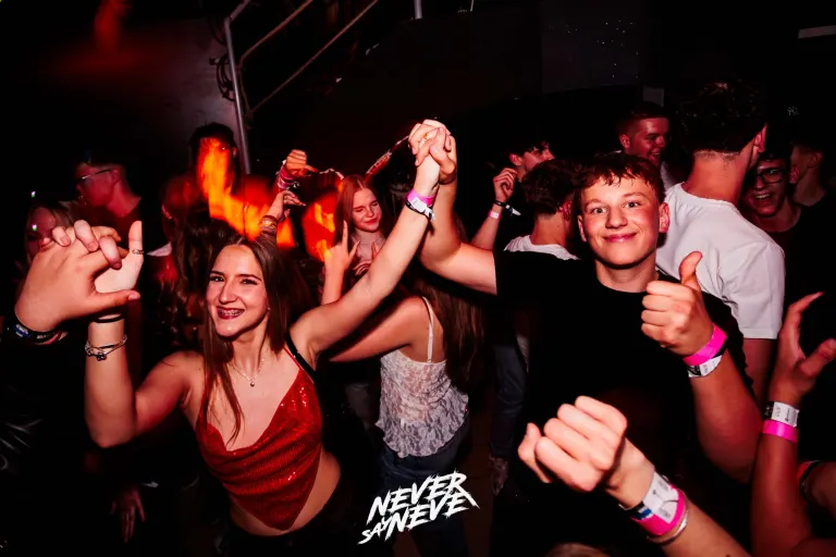 ÖSSZBULI KR*DY & V*SVÁRI | 2026.05.22. NYÍREGYHÁZA, CLUB HOLLYWOOD - 53. fotó
