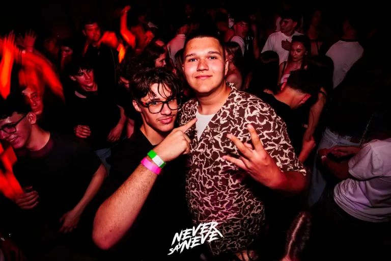 ÖSSZBULI KR*DY & V*SVÁRI | 2026.05.22. NYÍREGYHÁZA, CLUB HOLLYWOOD - 76. fotó